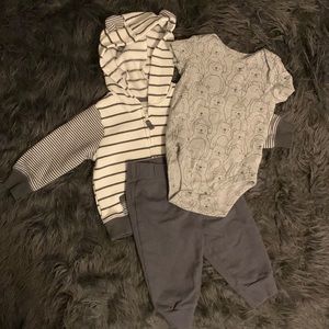 Carters 3 piece Set 6mo